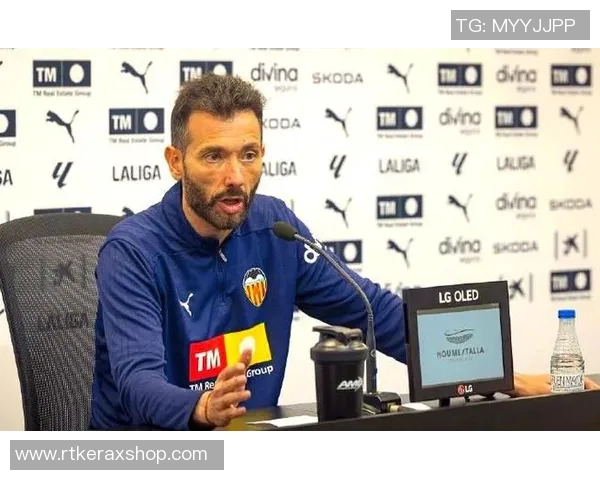 巴伦西亚宣布与教练达成续约，将为球队未来注入更多活力