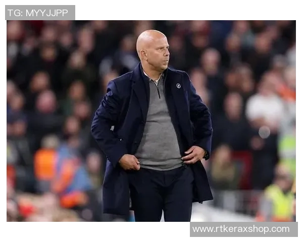 曼联宣布解雇范加尔，曼城主帅或接替其帅位