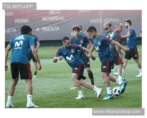 耶罗的队长传承与足球精神的延续与发展探讨 耶罗的队长传承与足球精神的延续与发展探讨